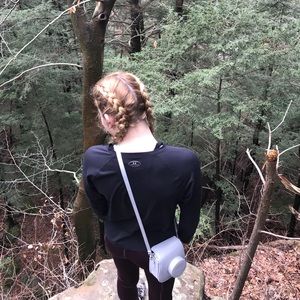 Meet your Posher, Becca